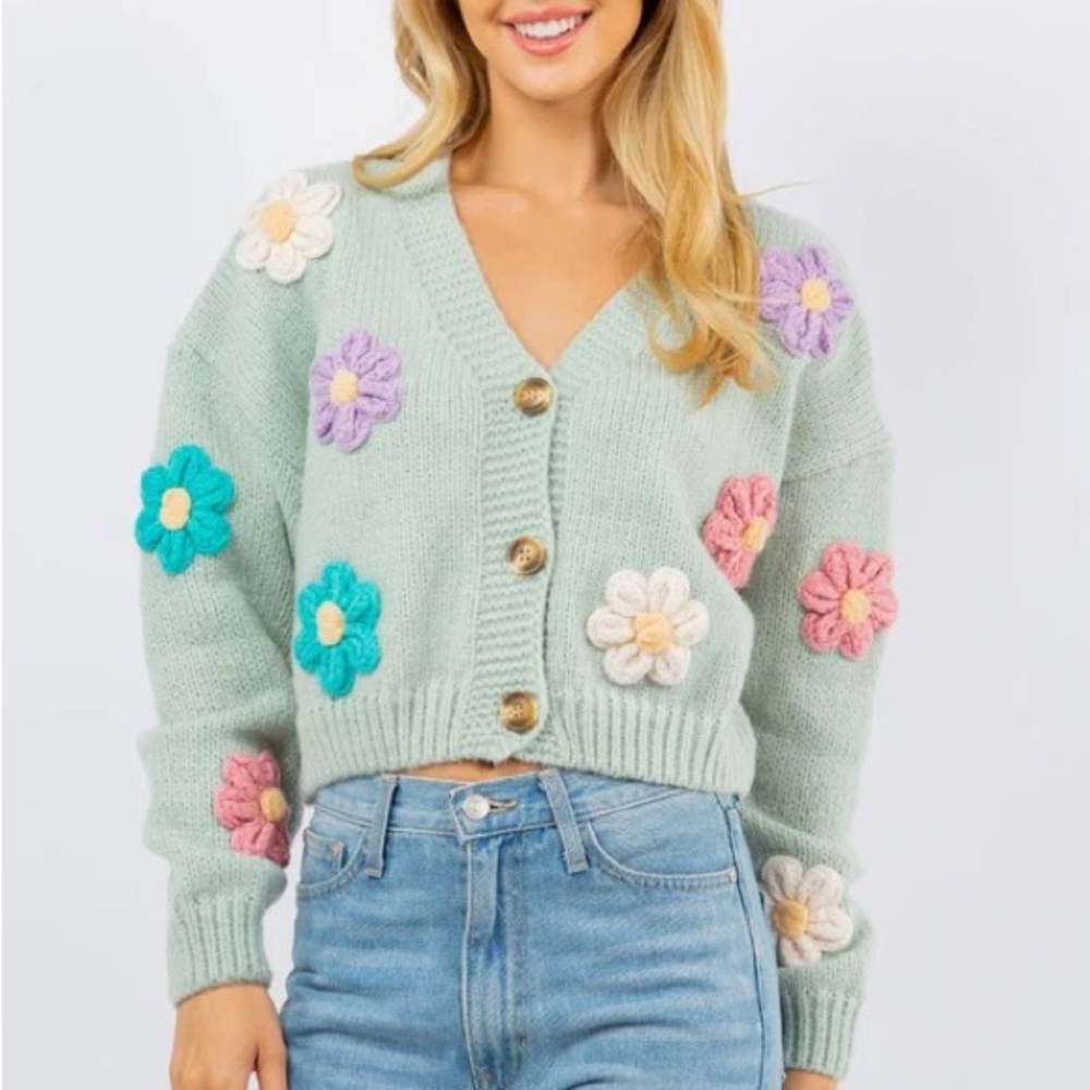 LUNA IVY | 3D Floral Knit Cardigan Sweater